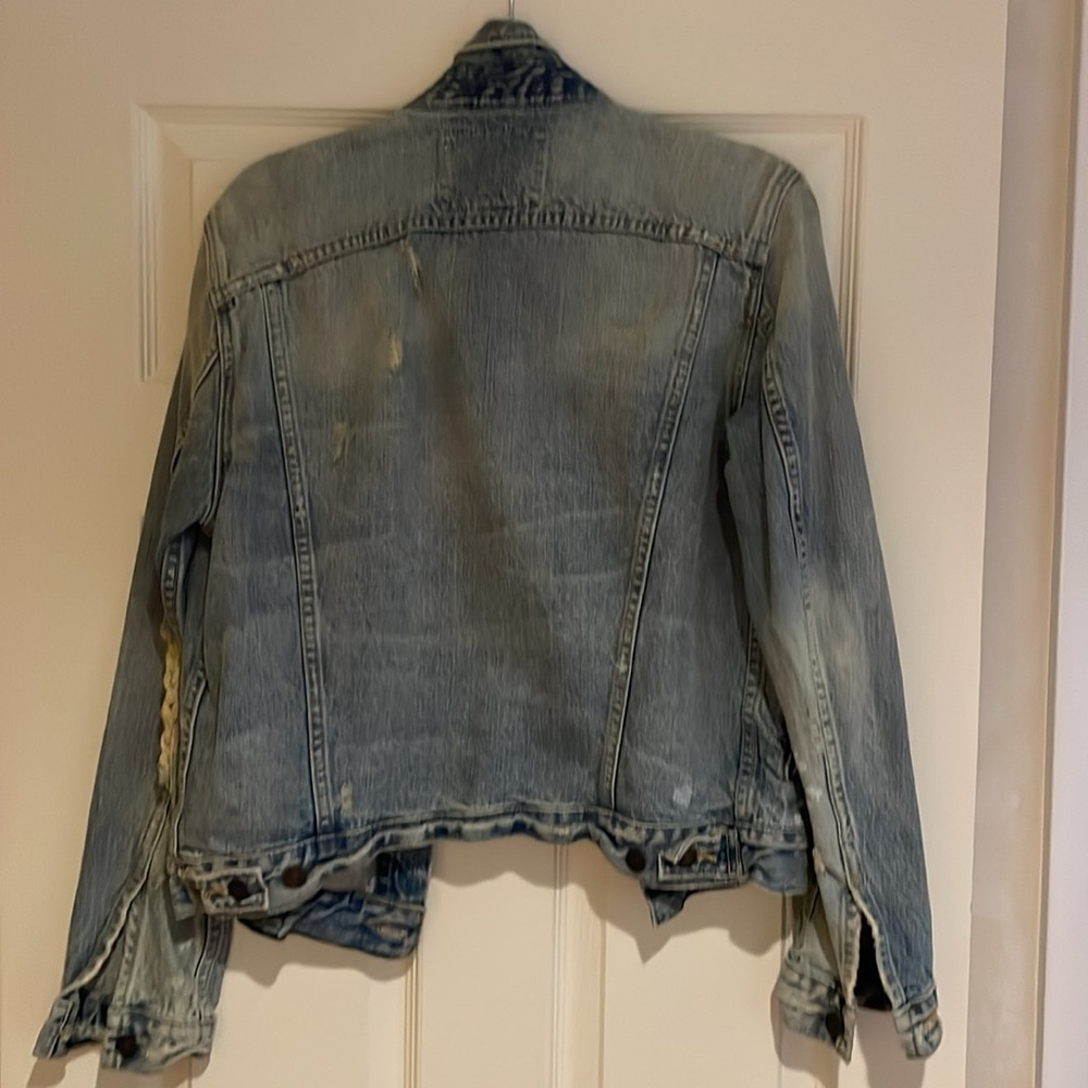 NWT Abercombie and Fitch Vintage Jean jacket in size small - Picture 5 of 5